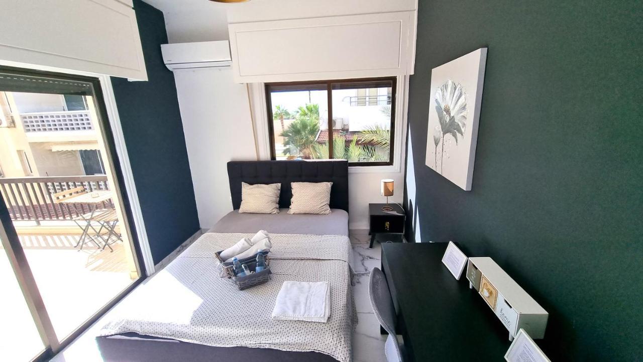 Cozy Beach Apt, Near Airport With 100Mbit Internet Larnaca Exterior photo